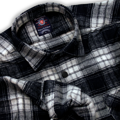 Chemise décontractée à carreaux bleue