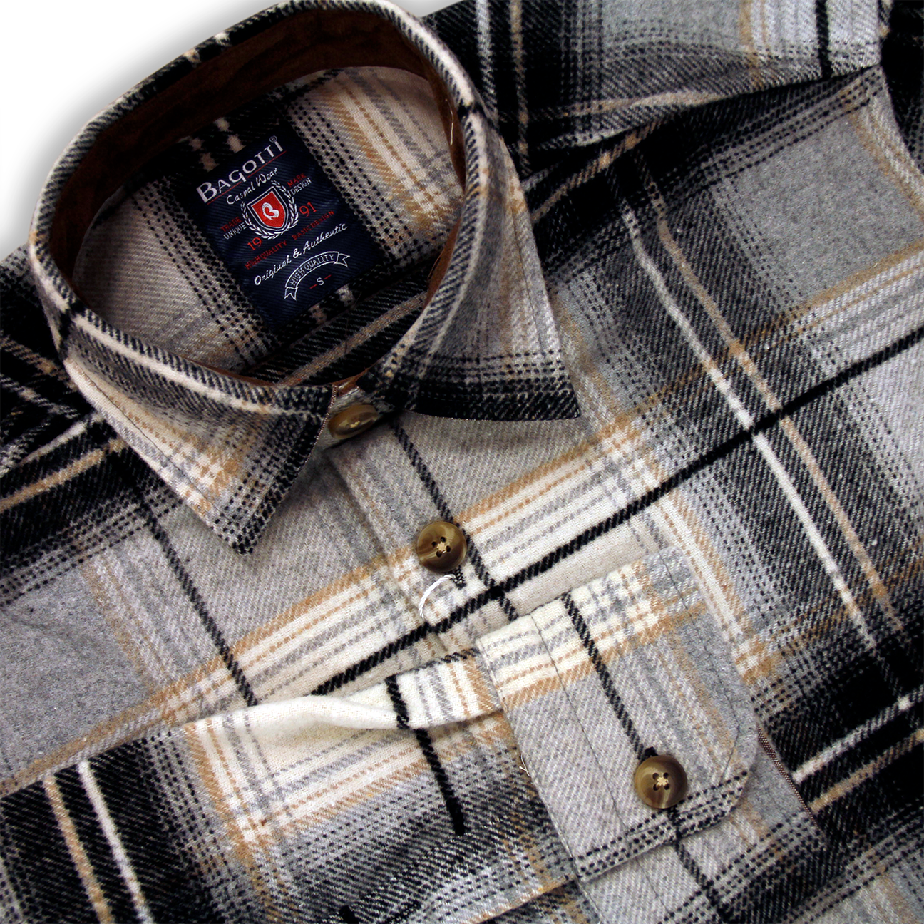 Chemise à carreaux bleue et beige